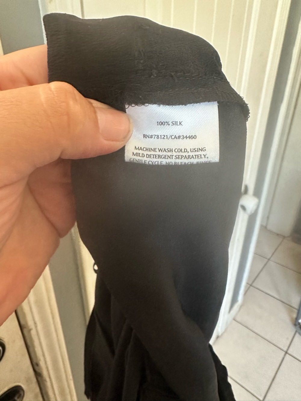 Eileen Fisher 100% Silk Black Drawstring Jogger Pants Ankle Zip Size Small - Picture 5 of 5